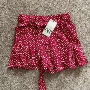 NWT Zara Skort Red Floral Size Medium